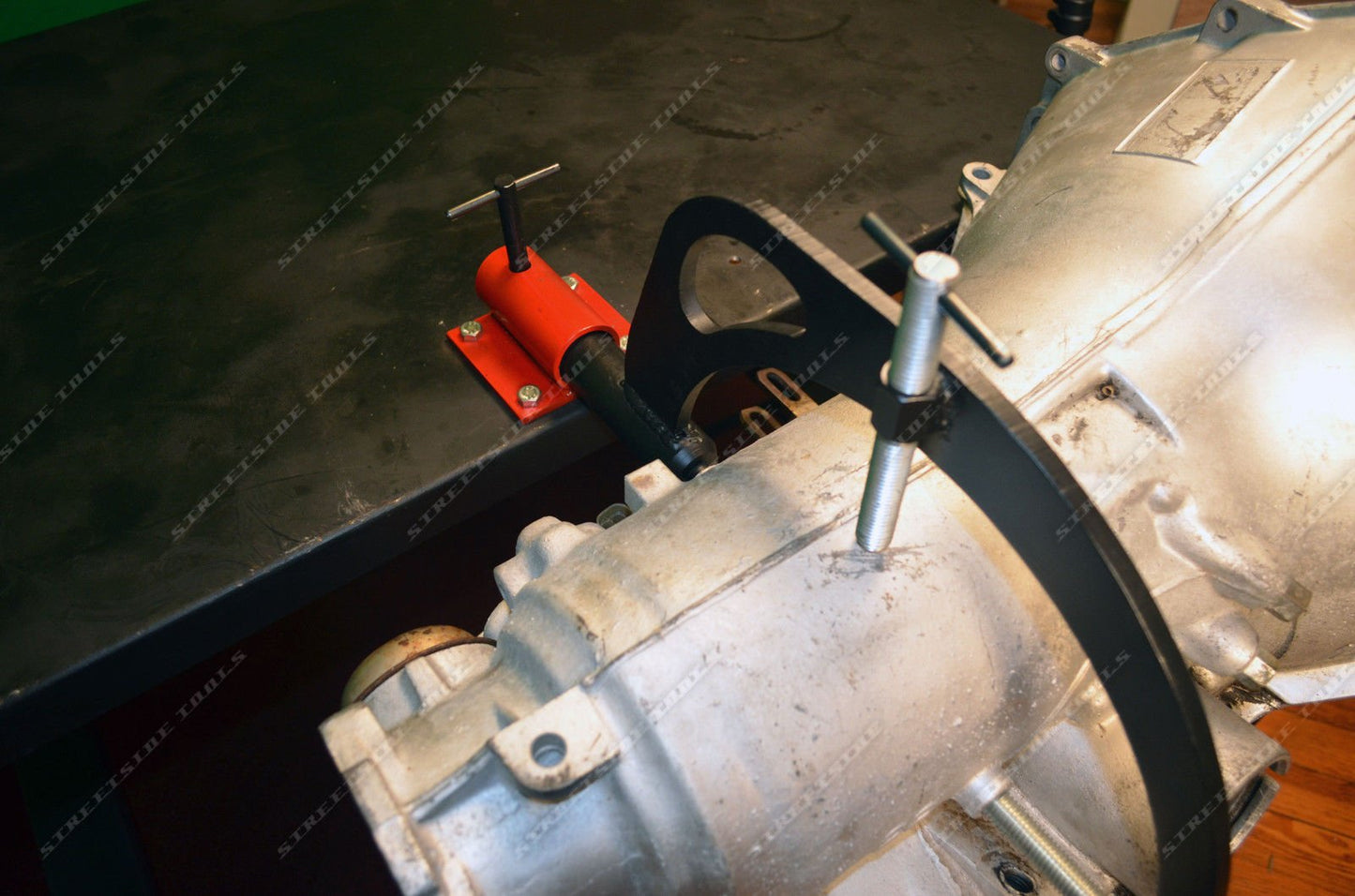 SST-0156-BA - GM - 4L80E Transmission Holding Fixture/Tool with Base